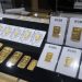 Harga emas Antam dan buyback kompak turun pada Kamis, 11 Juni 2026. Emas 1 gram kini dibanderol Rp2.713.000, sementara buyback berada di Rp2.487.000 per gram.