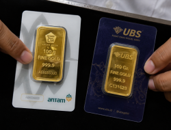 Harga Emas Hari Ini Masih Tinggi, Investor Pantau Peluang Cuan