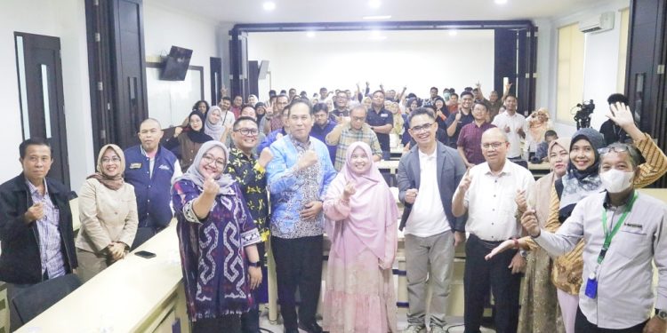 CEO Malcon Inspirasi Mahasiswa Darmajaya, Ungkap Kunci Jadi Pemimpin Sukses