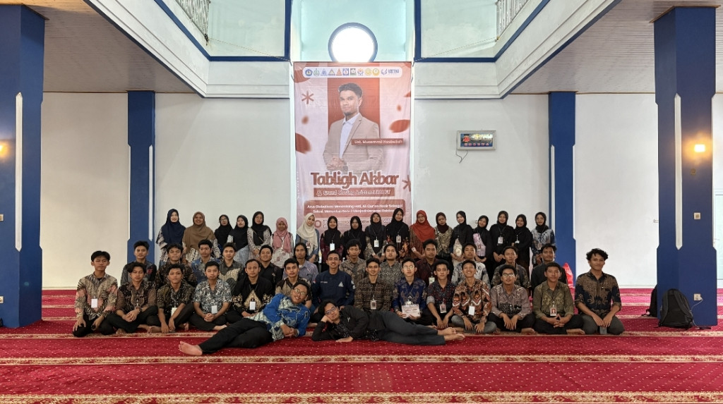 Semarak Qur'ani menjadi puncak Asistensi PAI FT Unila dalam membangun karakter dan spiritualitas mahasiswa.