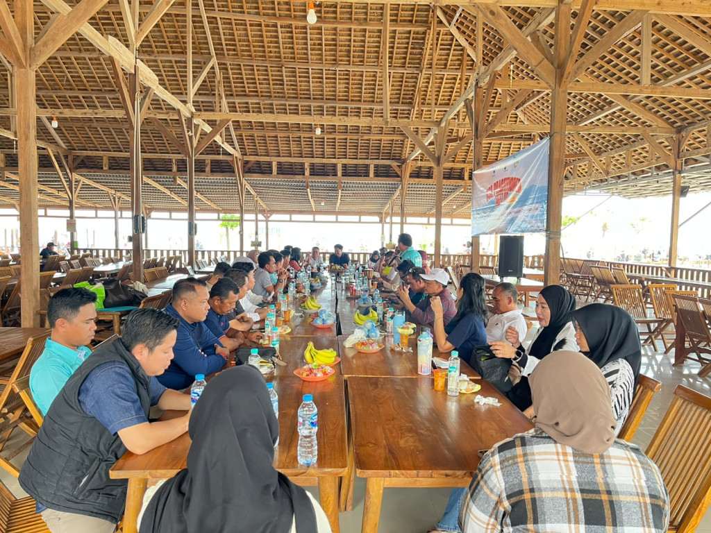 Forum CSR Lampung menegaskan bahwa CSR bukan sekadar kewajiban, melainkan komitmen mengelola dampak perusahaan secara berkelanjutan serta memperkuat kolaborasi dengan pemerintah untuk mendukung pembangunan daerah.