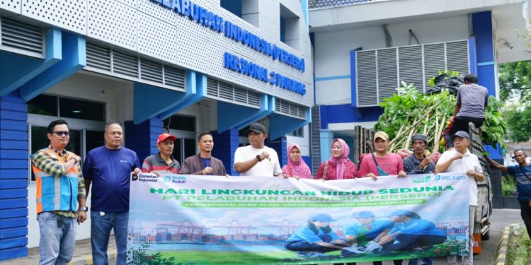 Pelindo Regional 2 Panjang Tanam 250 Bibit Pohon untuk Dukung Greenbelting dan Penyerapan Karbon