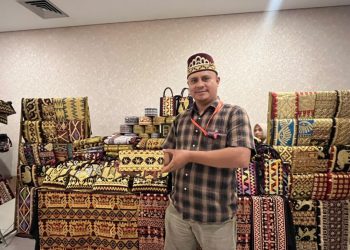Akraf Tapis Jadi Andalan Para Pejabat, Kualitas Handmade Tembus Pasar Nasional