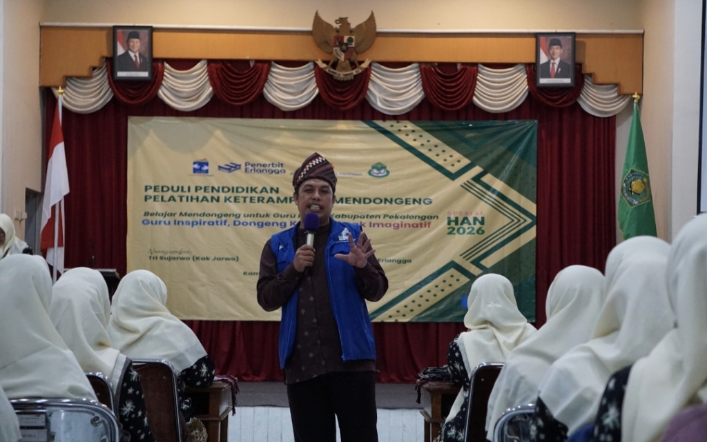 Melalui Safari Pelatihan Mendongeng,Jarwo Songha membekali guru TK, RA, dan SD dengan teknik vokal, penguasaan karakter, serta praktik mendongeng secara langsung.