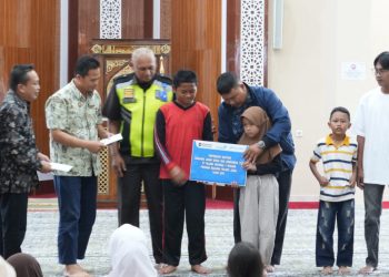 Pelindo Regional 2 Panjang Berikan 40 Beasiswa untuk Anak Pekerja Berprestasi