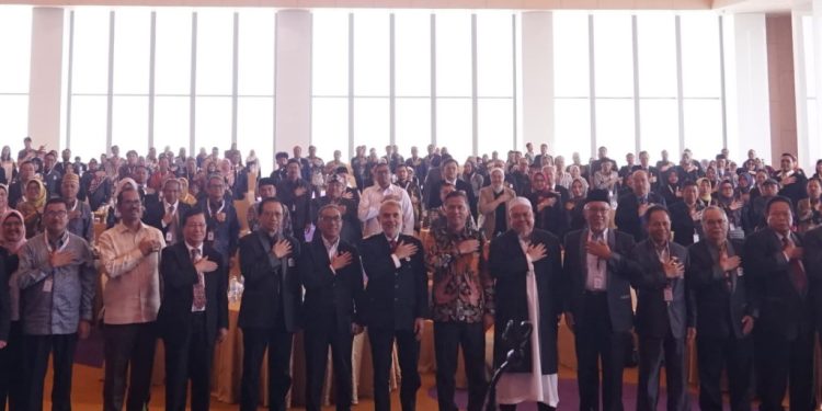 Rakernas I APTISI di Bandar Lampung memperkuat sinergi perguruan tinggi swasta untuk mendorong kemajuan pendidikan Indonesia.
