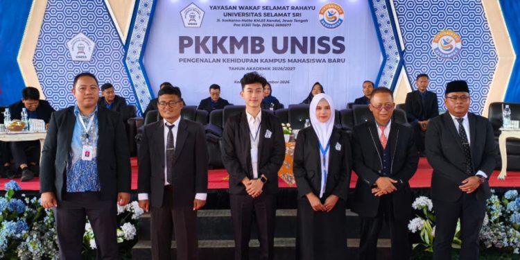 PKKMB UNISS Kendal Bekali Mahasiswa Baru Menuju Indonesia Emas 2045