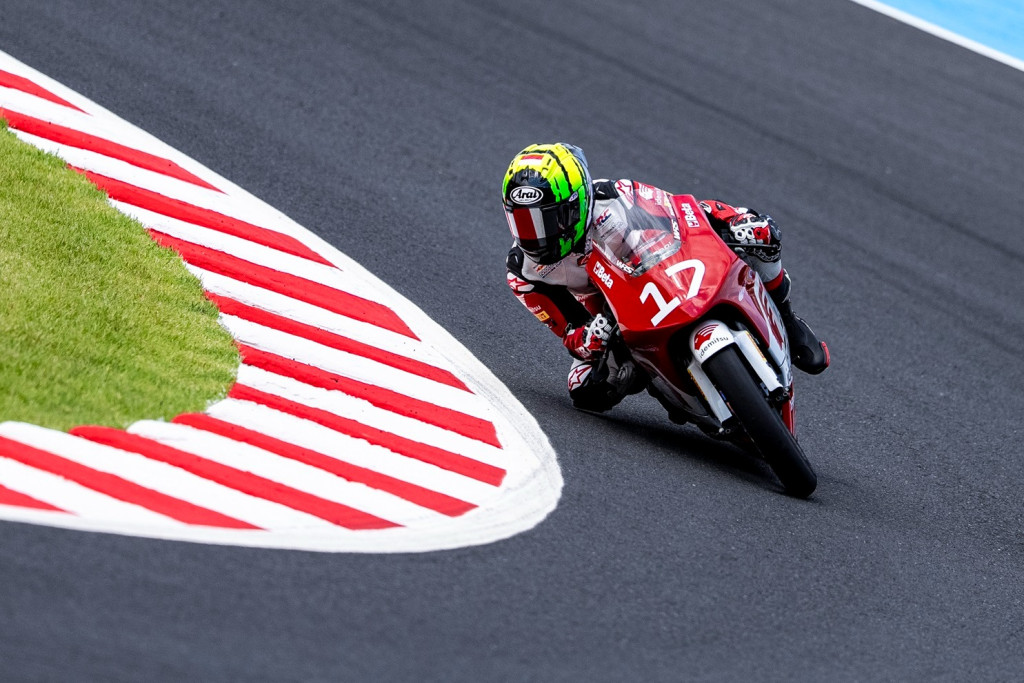 Pebalap Astra Honda bersiap menghadapi persaingan IM4AC 2026 di Pertamina Mandalika International Circuit.