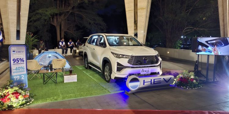 Toyota Hadirkan T Intouch with Toyota Remote, Pertama Kali pada Kijang Innova Zenix