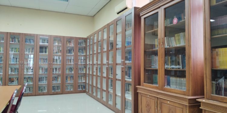 Perpustakaan FISIP Universitas Lampung. Foto: Putri F.