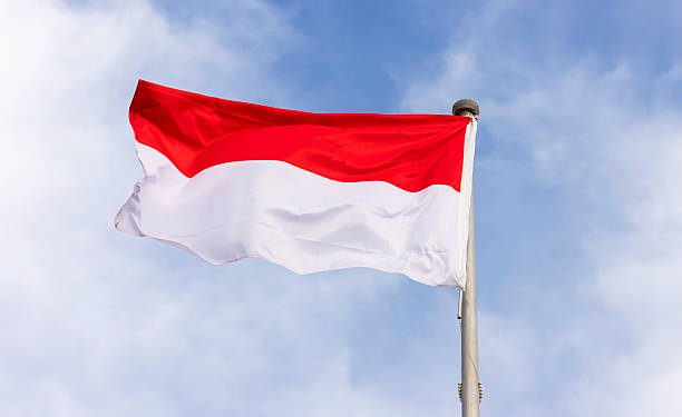 Mengenal hak atas bantuan hukum, mekanisme pendampingan gratis, dan peran masyarakat dalam memahami hukum.