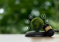 Asosiasi Penyelenggara Jasa Internet Indonesia (APJII) melaporkan bahwa penetrasi internet Indonesia mencapai 79,5 persen pada 2024, dengan estimasi sekitar 221,56 juta pengguna.